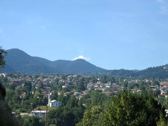 Село в подножието на планината